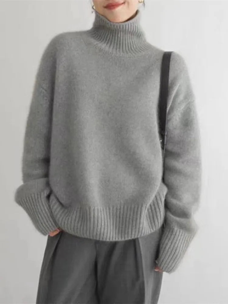 Isabella – High-Neck Sweater
