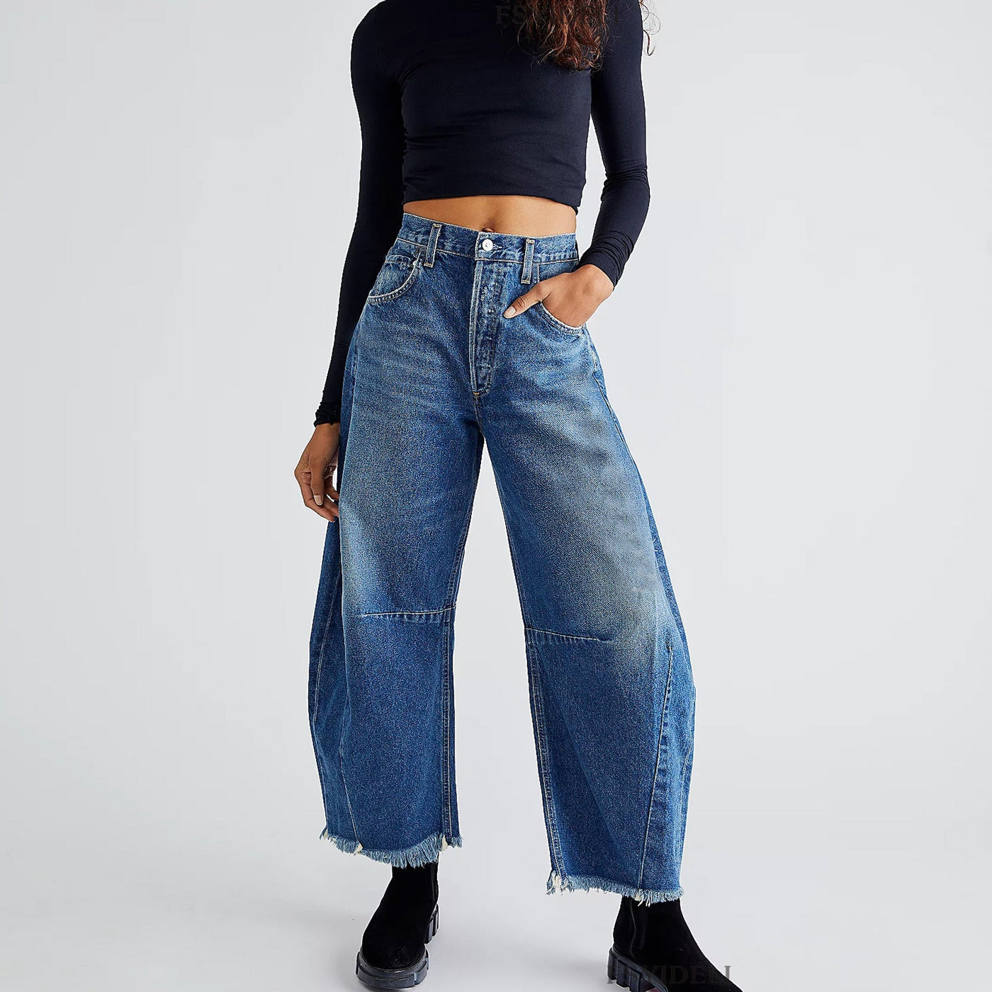 Livia Wide-Leg Jeans