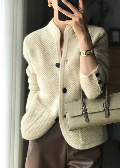 Alissa - Stylish and Cozy Cardigan